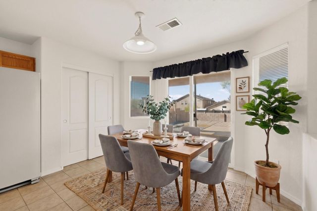 724 Playful Meadows Circle NE, Rio Rancho, NM 87144