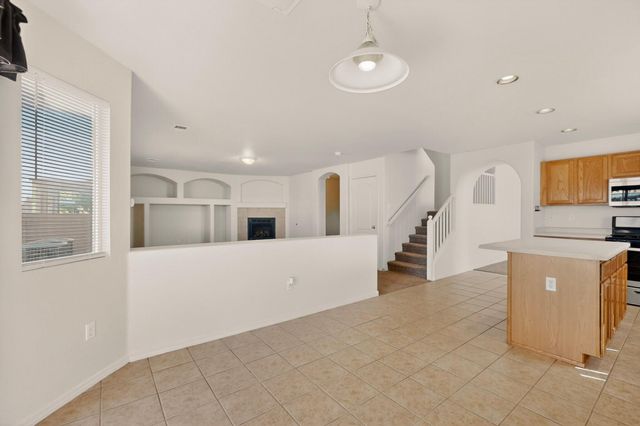 724 Playful Meadows Circle NE, Rio Rancho, NM 87144