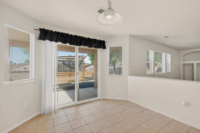 724 Playful Meadows Circle NE, Rio Rancho, NM 87144