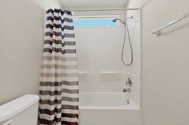 724 Playful Meadows Circle NE, Rio Rancho, NM 87144