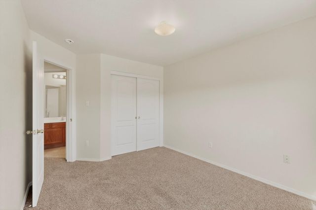 724 Playful Meadows Circle NE, Rio Rancho, NM 87144