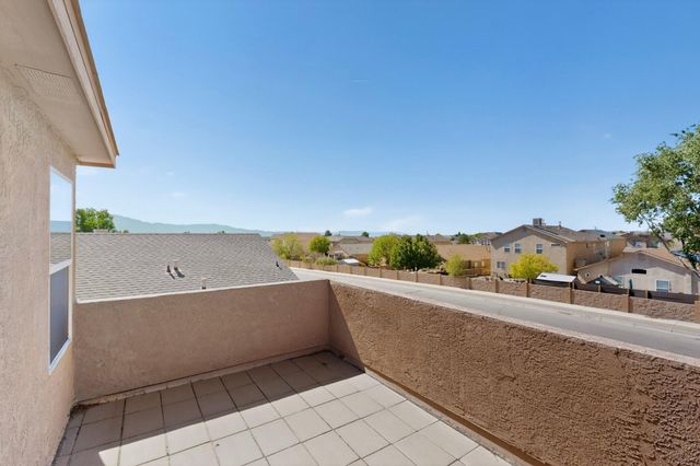 724 Playful Meadows Circle NE, Rio Rancho, NM 87144