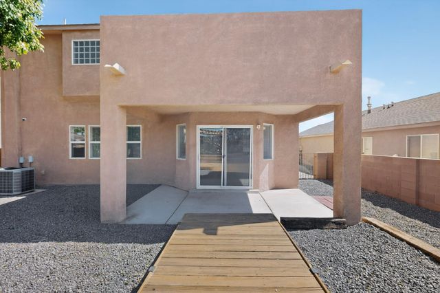 724 Playful Meadows Circle NE, Rio Rancho, NM 87144