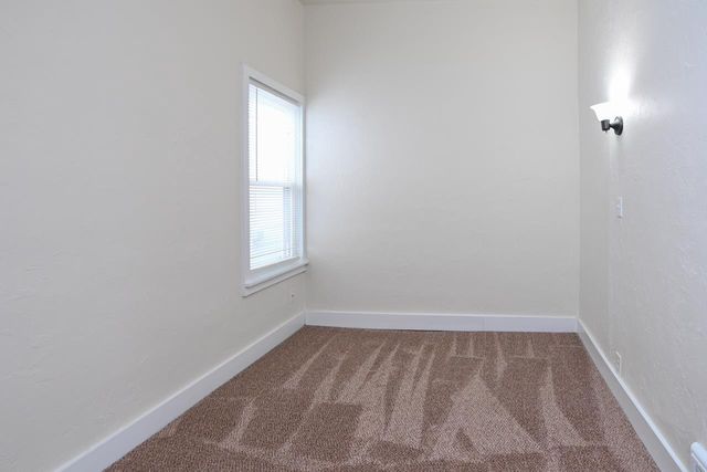 525 SCHOOL AVENUE, Oshkosh, WI 54901