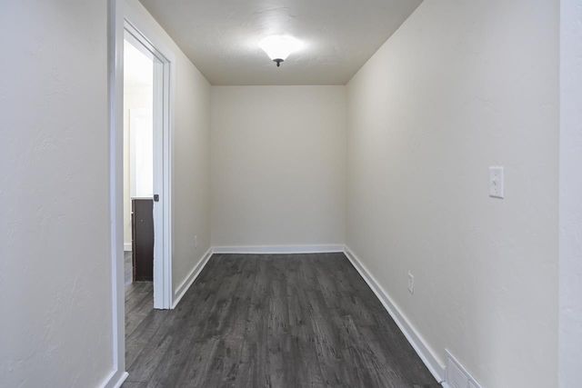 525 SCHOOL AVENUE, Oshkosh, WI 54901