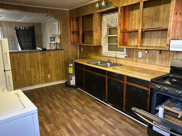 416 Red And White Street, Sumter, SC 29150