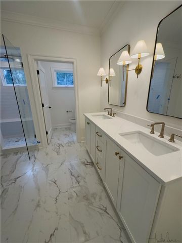 193 Fifty Oaks Lane, St Simons Island, GA 31522