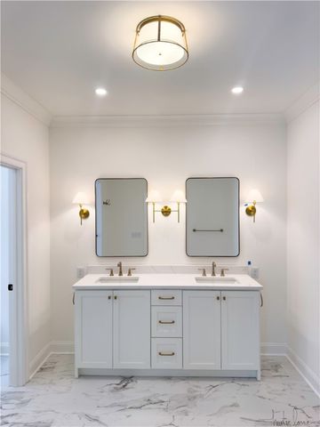 193 Fifty Oaks Lane, St Simons Island, GA 31522