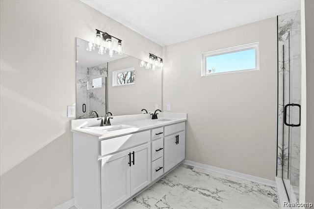 20533 Angling Road, Livonia, MI 48152