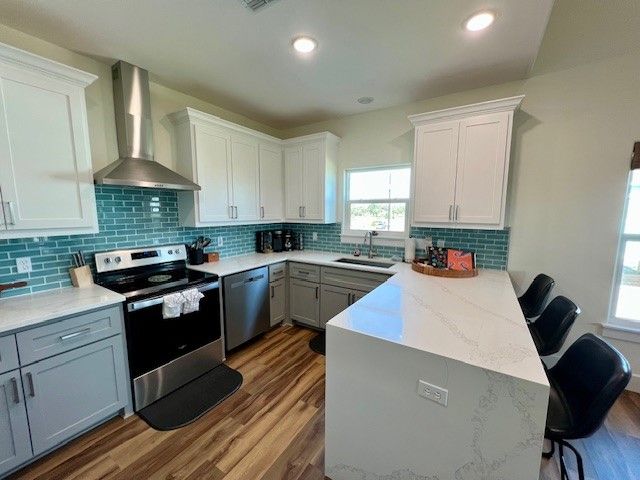 2110 S Young St, Rockport, TX 78382