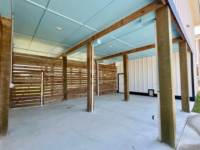 2110 S Young St, Rockport, TX 78382