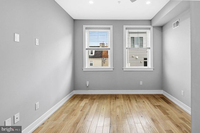 1135 E BERKS ST, Philadelphia, PA 19125