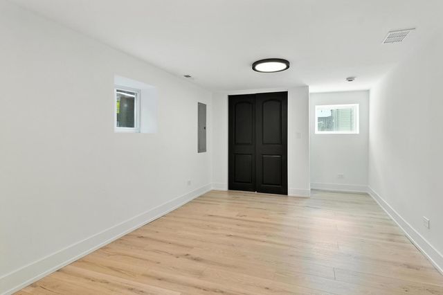 9709 S Leavitt Street, Chicago, IL 60643