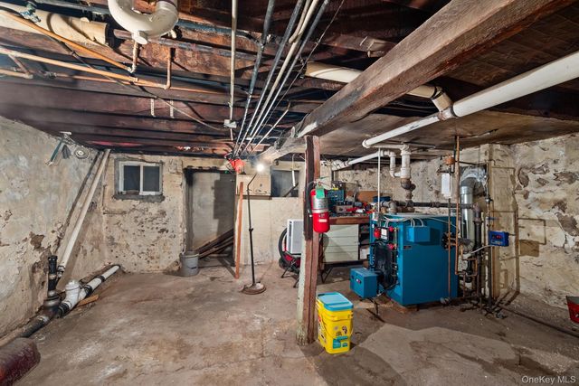 3424 34th Street, Astoria, NY 11106