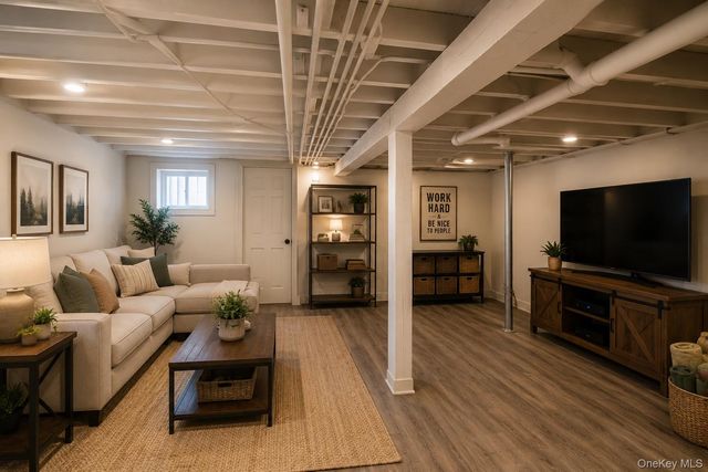 3424 34th Street, Astoria, NY 11106