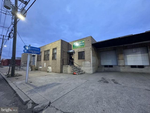 1226 S 2ND ST, Camden, NJ 08104