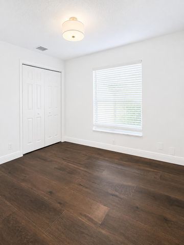 241 CLOCKTOWER Drive, Jupiter, FL 33458