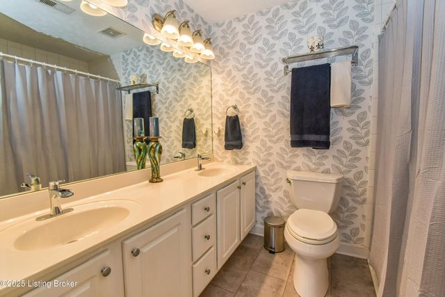 113 Lookout Dr, Brandenburg, KY 40108