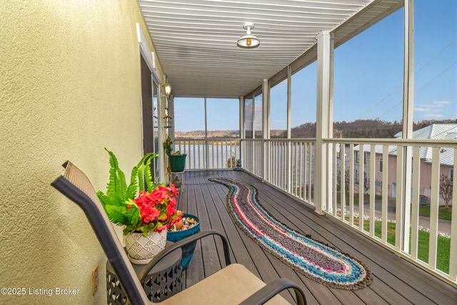 113 Lookout Dr, Brandenburg, KY 40108