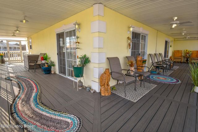 113 Lookout Dr, Brandenburg, KY 40108