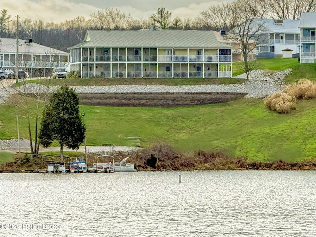 113 Lookout Dr, Brandenburg, KY 40108