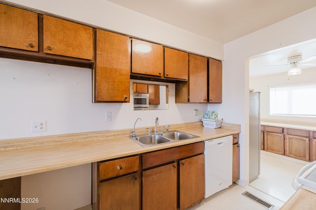 184 Indian Springs Court, Battle Mountain, NV 89820