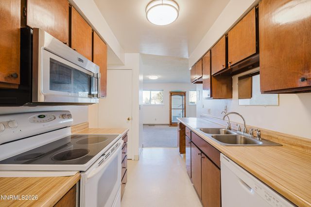 184 Indian Springs Court, Battle Mountain, NV 89820