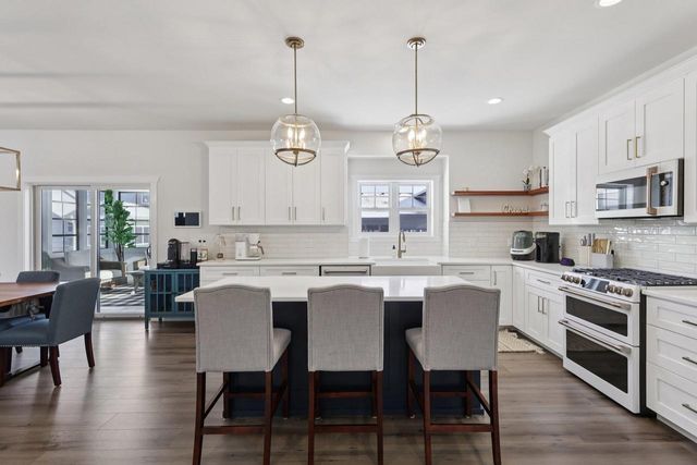 6256 John F Kennedy Drive, Deforest, WI 53532