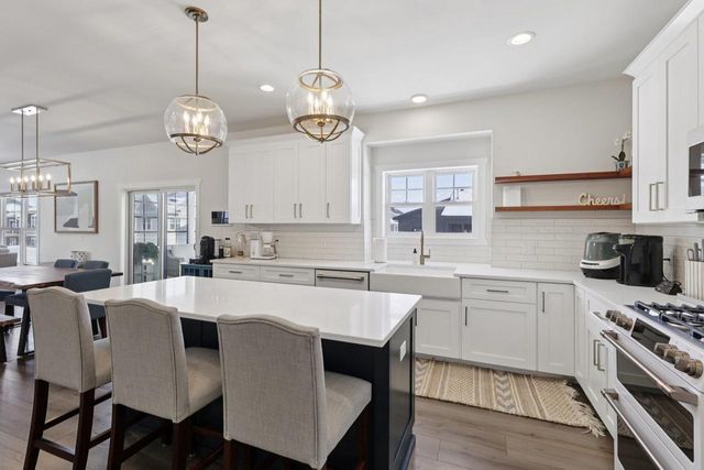 6256 John F Kennedy Drive, Deforest, WI 53532