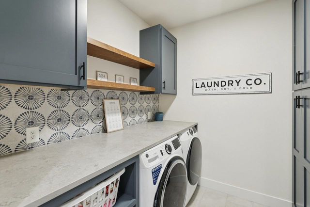 6256 John F Kennedy Drive, Deforest, WI 53532