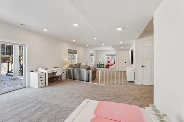 6256 John F Kennedy Drive, Deforest, WI 53532