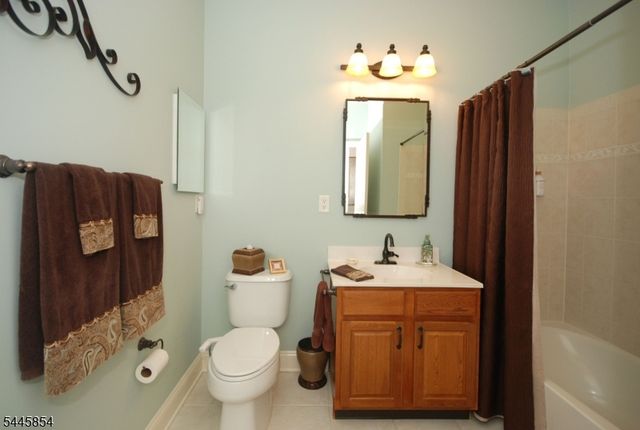 4 Quarry Dr B3, Woodland Park, NJ 07424