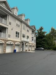 4 Quarry Dr B3, Woodland Park, NJ 07424