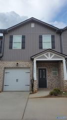 7582 Discovery Point Drive, Huntsville, AL 35806