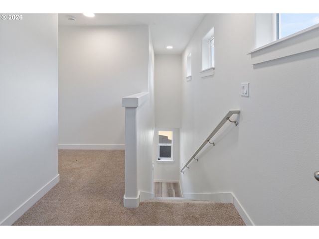 201 HIGHLAND Dr, Oceanside, OR 97134