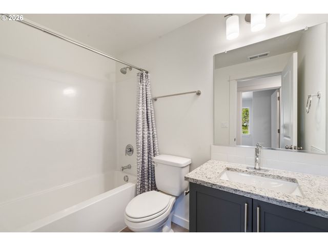 201 HIGHLAND Dr, Oceanside, OR 97134