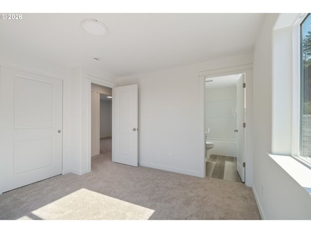 201 HIGHLAND Dr, Oceanside, OR 97134