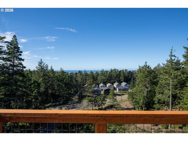 201 HIGHLAND Dr, Oceanside, OR 97134