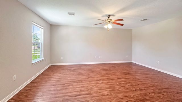 7406 Blue Jay Drive, Texas City, TX 77591