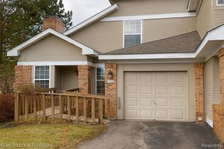 6620 Fireside Court, West Bloomfield, MI 48322