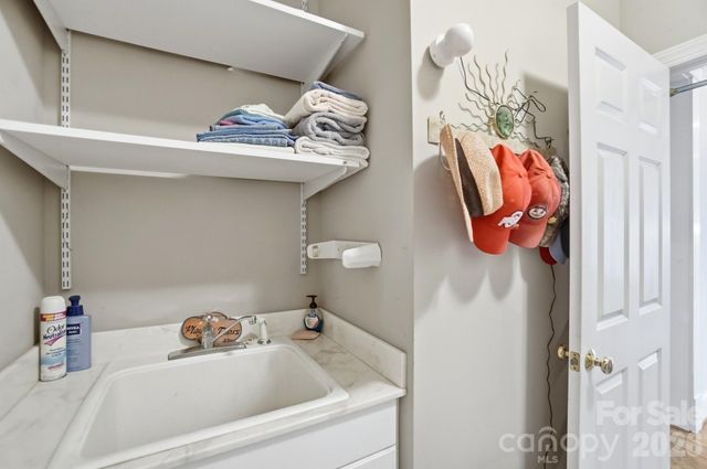 3101 Three Wood Drive, Denver, NC 28037