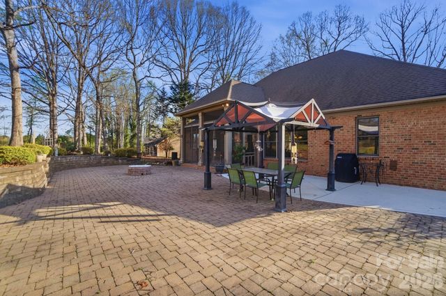 3101 Three Wood Drive, Denver, NC 28037