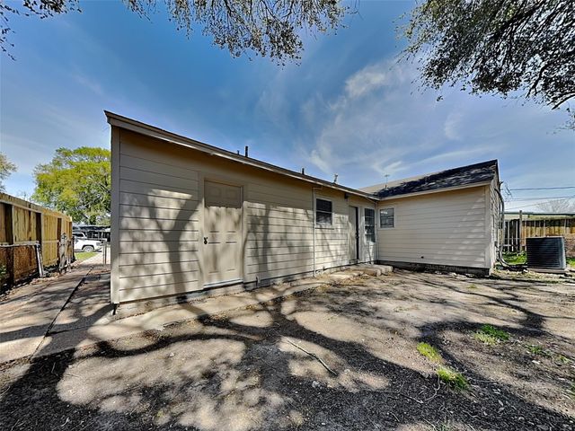 3808 Washington Street, Pasadena, TX 77503