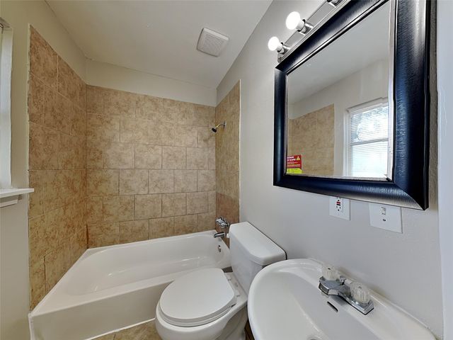 3808 Washington Street, Pasadena, TX 77503