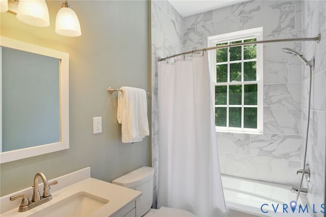 254 Echo Point Ln, Lancaster, VA 22503