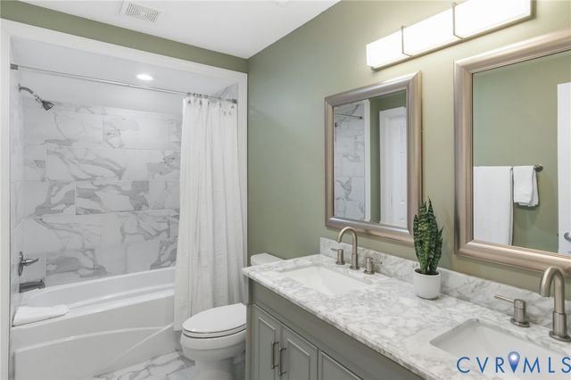 254 Echo Point Ln, Lancaster, VA 22503