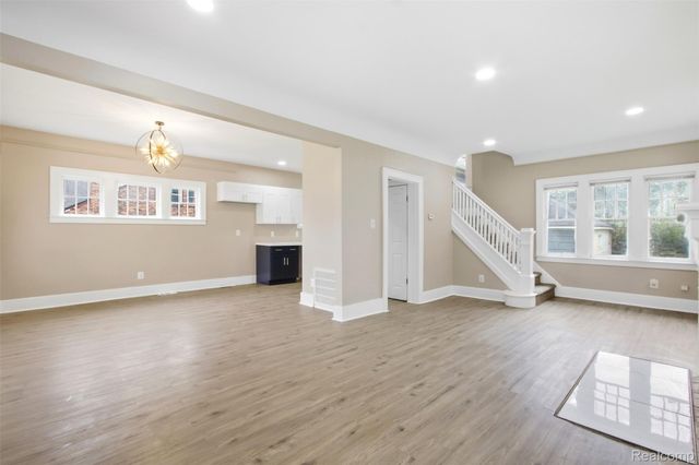 3935 Chatsworth Street, Detroit, MI 48224