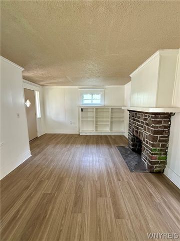 24 Amsterdam Avenue, Buffalo, NY 14215