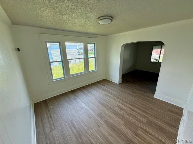 24 Amsterdam Avenue, Buffalo, NY 14215