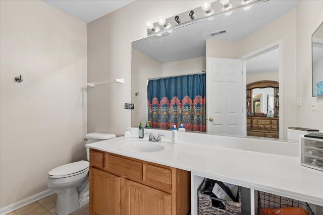 1333 NEW HAVEN Drive 1333, Cary, IL 60013